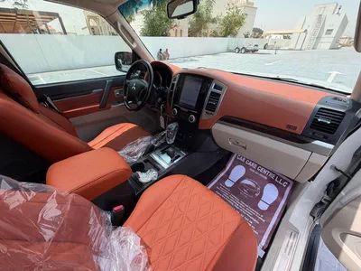 Mitsubishi Pajero  3.5L Petrol | RockFord System | Sunroof-21