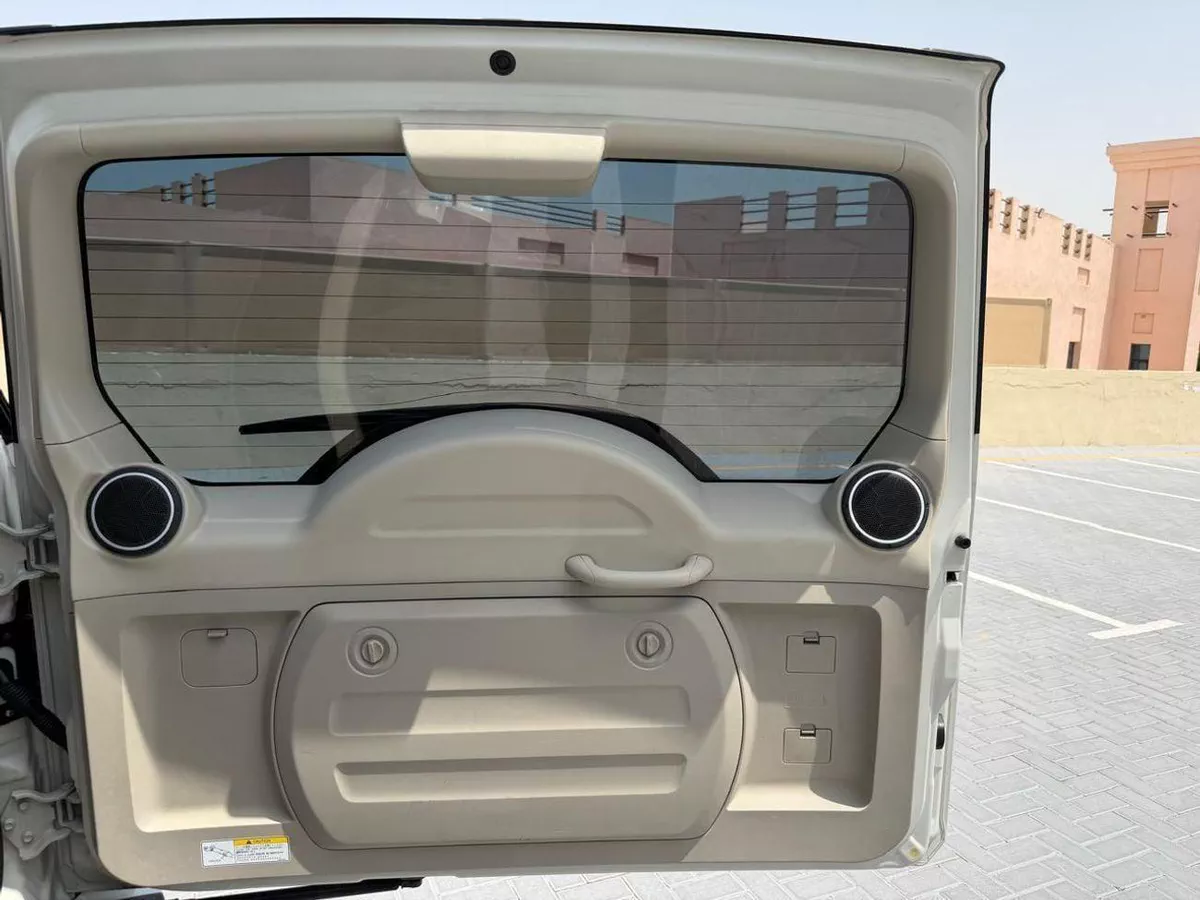 Mitsubishi Pajero  3.5L Petrol | RockFord System | Sunroof-7-0