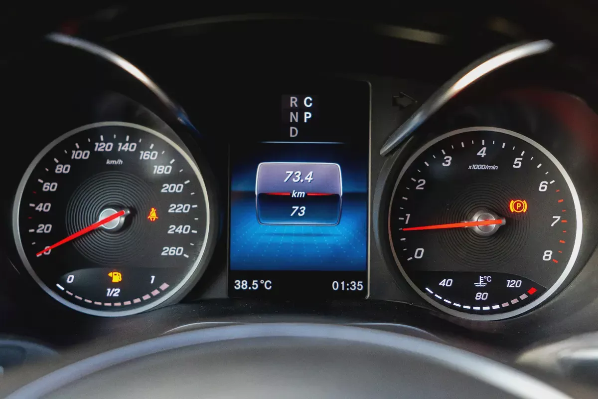 2023 Mercedes-Benz V-Class | GCC Specs | Pristine Condition-16-16