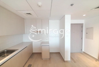 Apartment for rent in Waters Edge, Yas Island-9