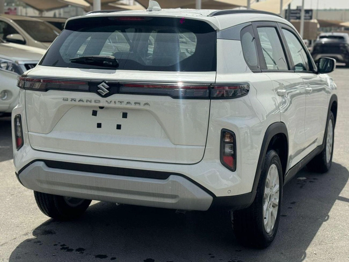 Suzuki Grand Vitara Suzuki Grand Vitara 1.5L Petrol MY2025 GCC-3-0