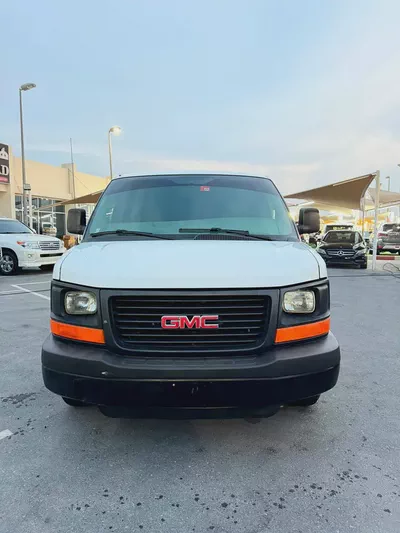 2015 GMC Savana Passenger Van GCC Specs-0