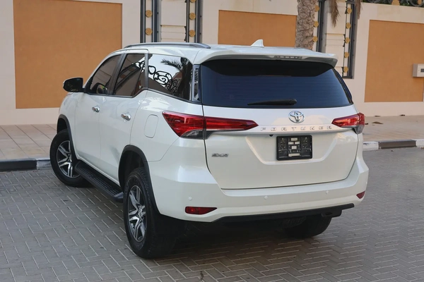 Toyota Fortuner-2021-89000KM-GCC SPECS-EXCELLENT CONDITION