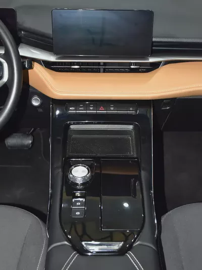 AED 658 EMi for 5Yrs | Haval H6 2.0 GDiT ( 2023 Model ) in Grey Color GCC Specs-13