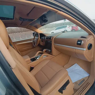 Well Maintained 2008 Porsche Cayenne Platinum Edition | GCC Specs-12