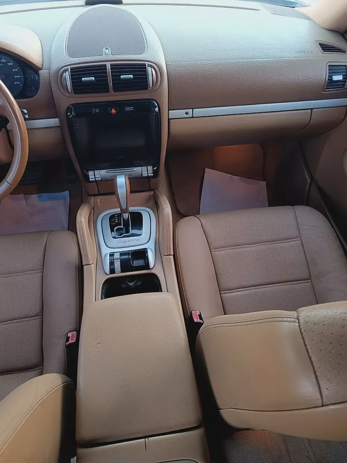 Well Maintained 2008 Porsche Cayenne Platinum Edition | GCC Specs-10-10