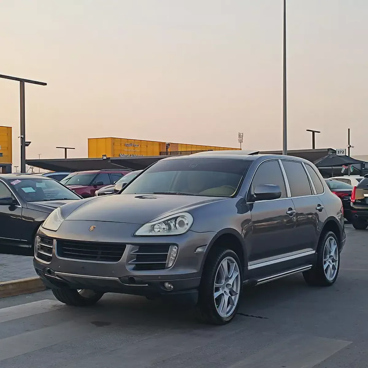 Well Maintained 2008 Porsche Cayenne Platinum Edition | GCC Specs