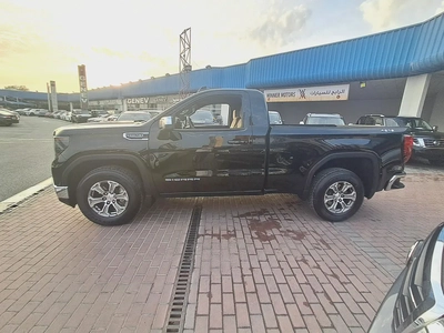 GMC Sierra SLE 5.3L Gcc Specs Single Owner 100% Original Paint Accident Free Very Well Maintained-8