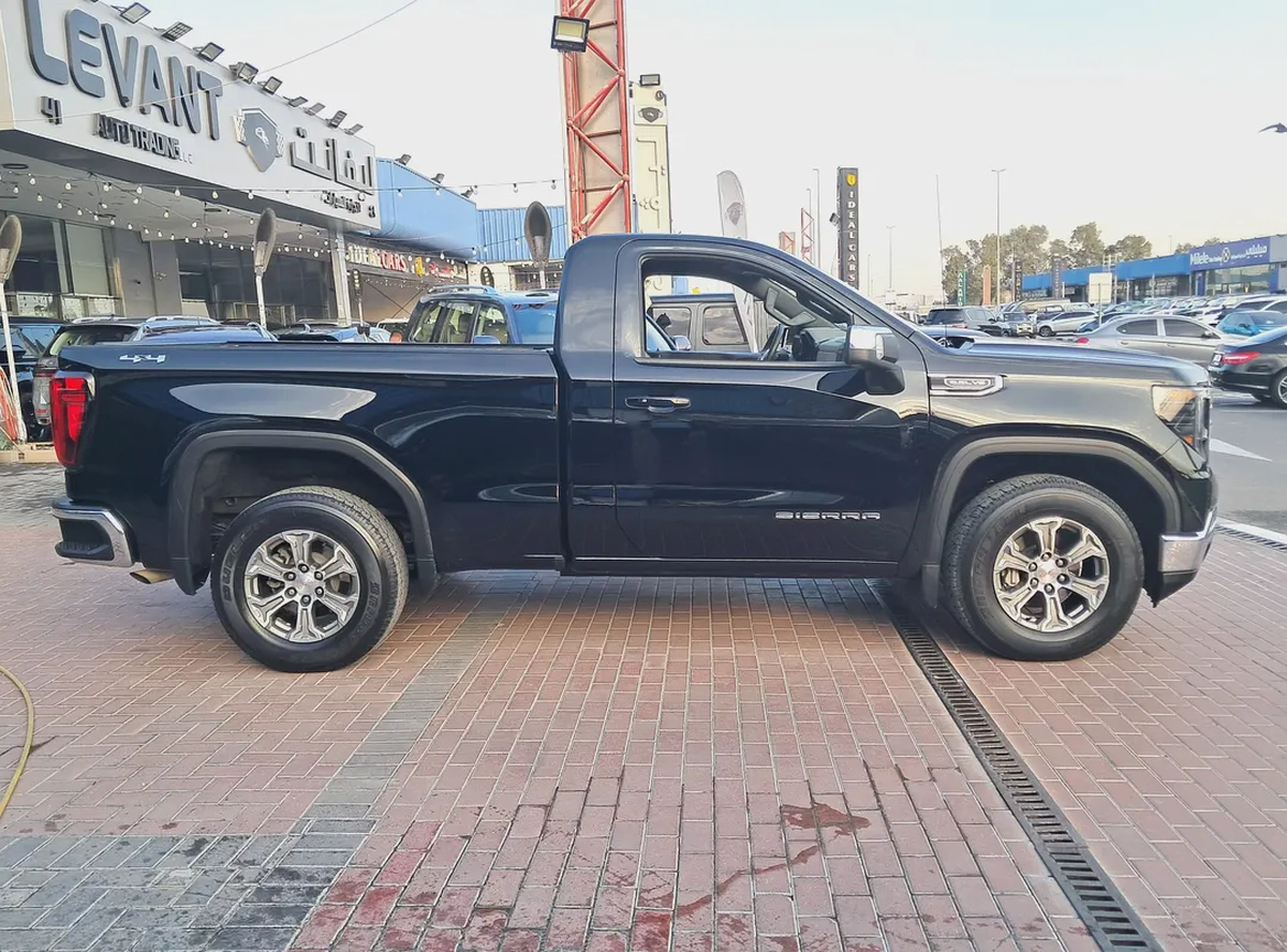 GMC Sierra SLE 5.3L Gcc Specs Single Owner 100% Original Paint Accident Free Very Well Maintained-6-6