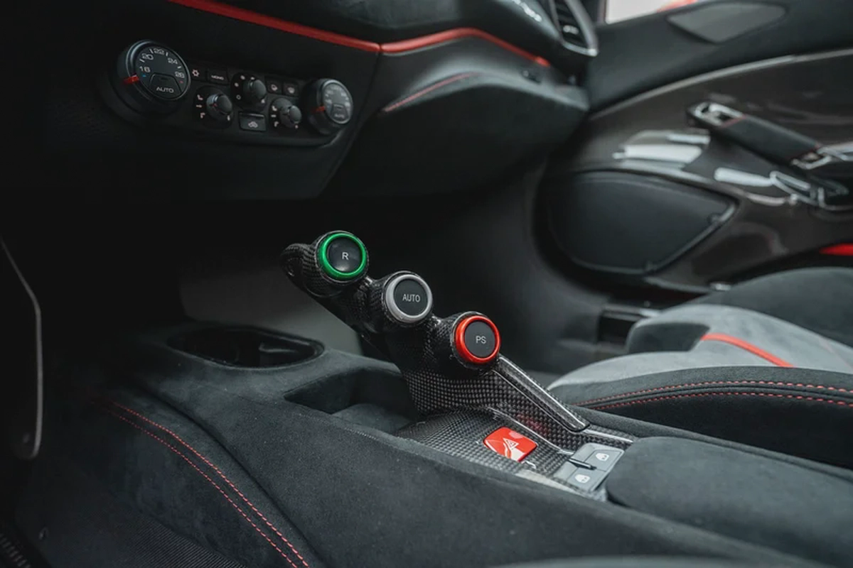 2019 FERRARI 488 PISTA | MAIN DEALER SERVICE-10-10