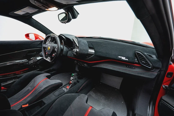 2019 FERRARI 488 PISTA | MAIN DEALER SERVICE