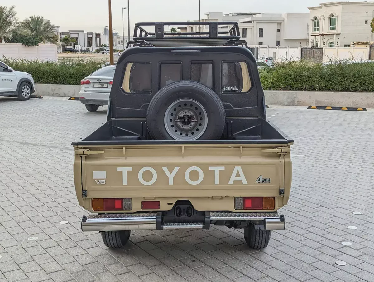 2020 TOYOTA LAND CRUISER PICK UP LC 79
SERIES DIESEL V8 4.5L GCC IN EXCELLENT CONDITION-14-14