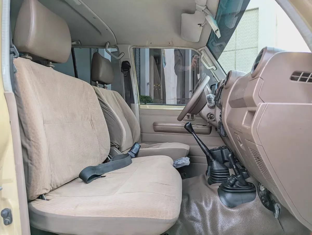 2020 TOYOTA LAND CRUISER PICK UP LC 79
SERIES DIESEL V8 4.5L GCC IN EXCELLENT CONDITION-3-3