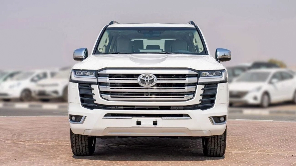 Toyota Land Cruiser LC300 VXR 3.3D AT MY2025 – WHITE-11-11