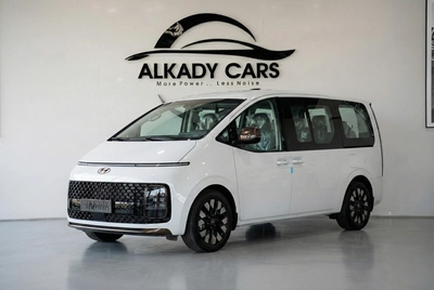 Hyundai Staria 2025 Diesel | 9 Seater Luxury | GCC Specs | Ready to Drive-0
