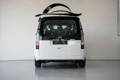 Hyundai Staria 2025 Diesel | 9 Seater Luxury | GCC Specs | Ready to Drive-6
