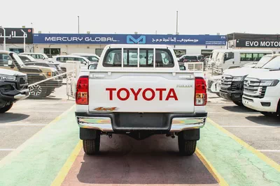 Toyota Hilux 2.7 Single Cab DLX 2026 GCC Specs-2