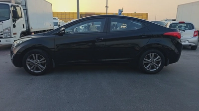 Reliable Hyundai Elantra 2014 | GCC Specs | Well Maintained-3