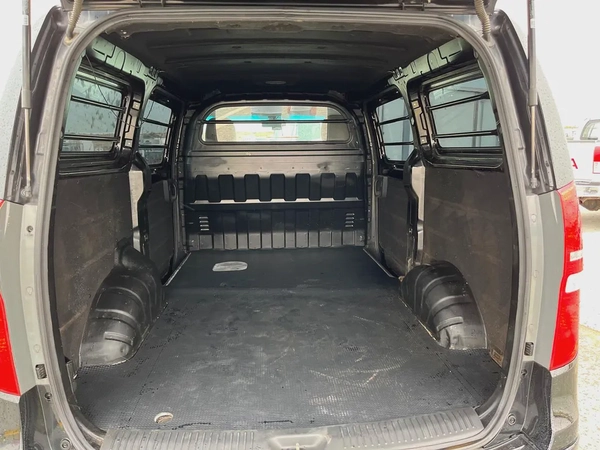 Hyundai H1 Cargo Van