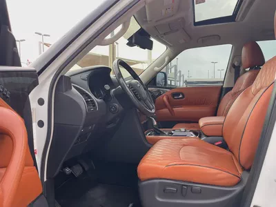 Nissan Patrol LE Platinum 2022 - GCC Specs - Excellent Condition-9