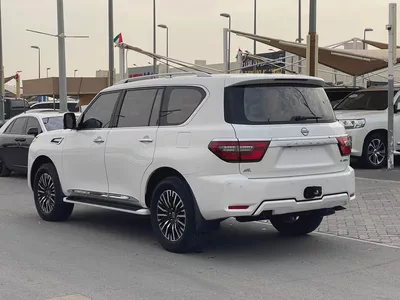 Nissan Patrol LE Platinum 2022 - GCC Specs - Excellent Condition-3