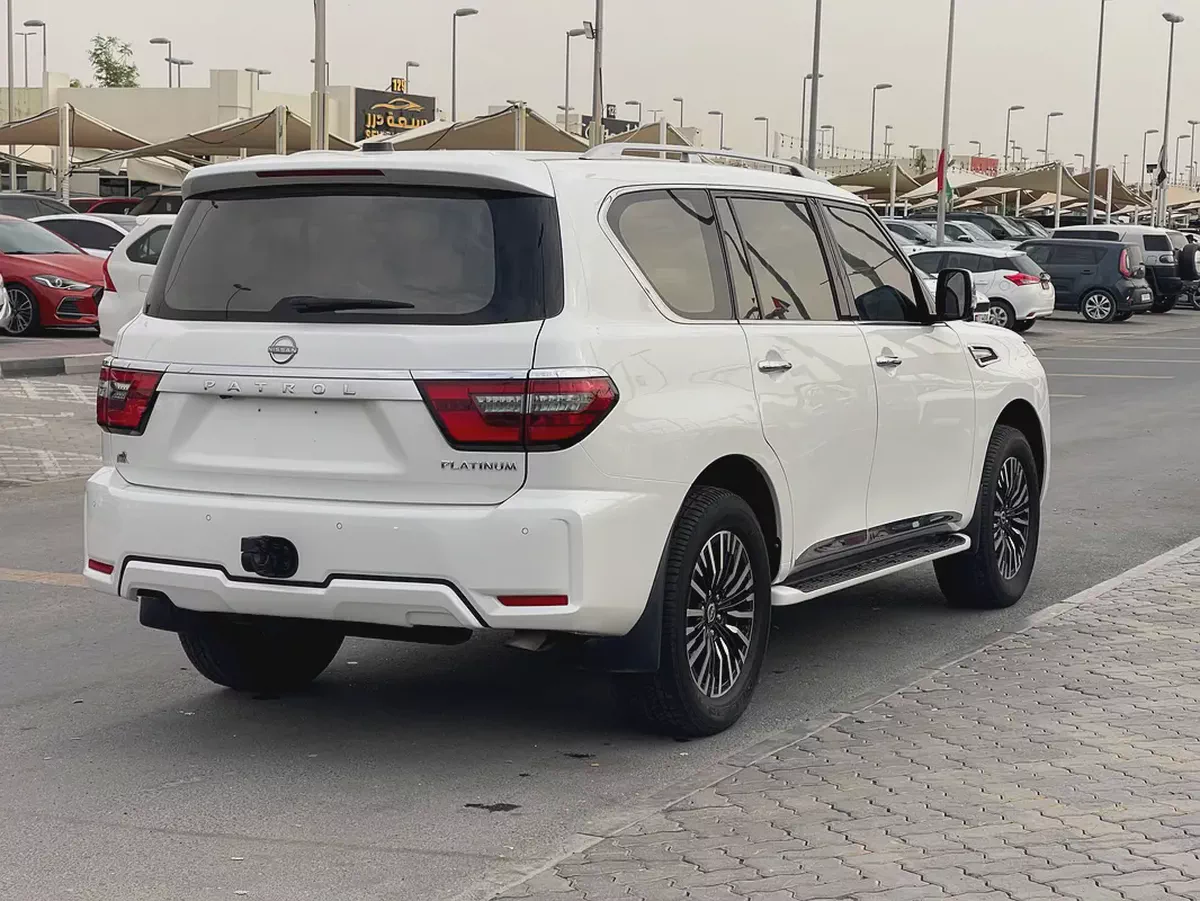 Nissan Patrol LE Platinum 2022 - GCC Specs - Excellent Condition-5-5