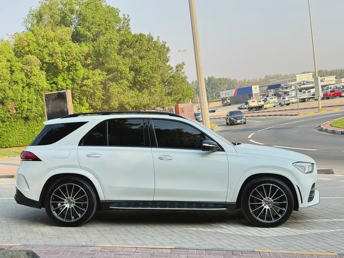 Mercedes-Benz GLE 450 AMG 4MATIC 2021 - Premium Luxury  Performance-4-4
