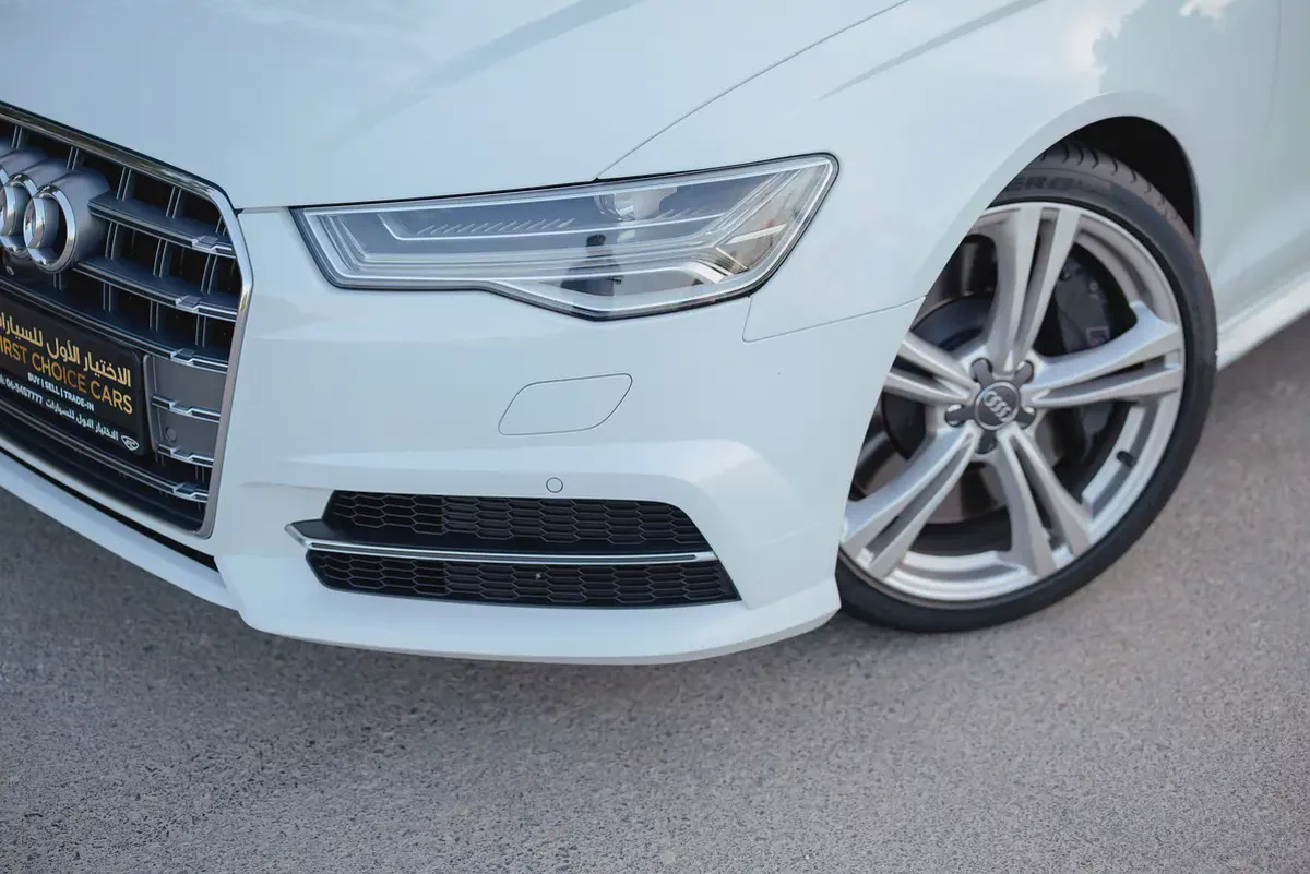 S6 4.0 TFSI QUATTRO | GCC Specs | REF#A85789-2-2