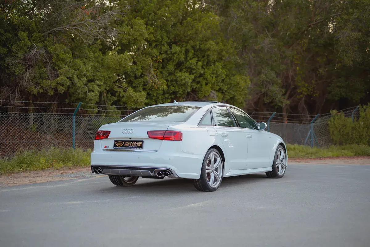 S6 4.0 TFSI QUATTRO | GCC Specs | REF#A85789-3-3