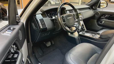 Land Rover Range Rover Vogue 2019 GCC Specs V6 Accident Free Original Paint-10