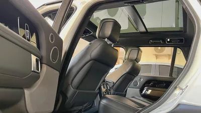 Land Rover Range Rover Vogue 2019 GCC Specs V6 Accident Free Original Paint-11