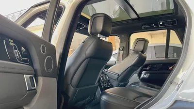 Land Rover Range Rover Vogue 2019 GCC Specs V6 Accident Free Original Paint-13