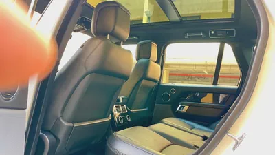 Land Rover Range Rover Vogue 2019 GCC Specs V6 Accident Free Original Paint-15