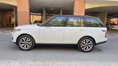Land Rover Range Rover Vogue 2019 GCC Specs V6 Accident Free Original Paint-5