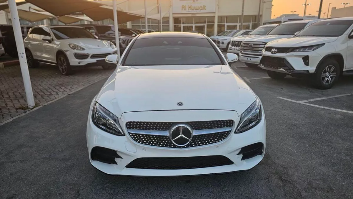 Mercedes Benz C200 AMG Mercedes c200 v4 2018-1-0