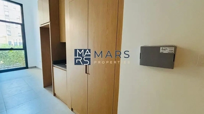 Brand New Studio! Ideal Location, Great Price!-2