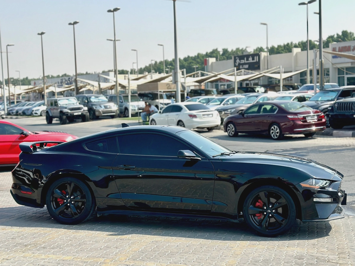 2022 Ford Mustang Ecoboost-8-8