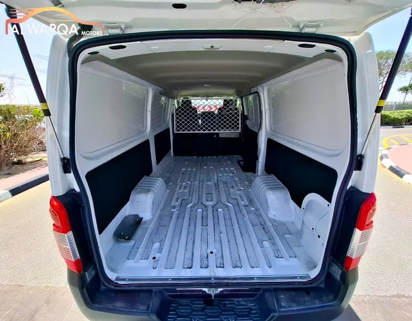 Automatic Gear 2021 Nissan Urvan Full Delivery Van