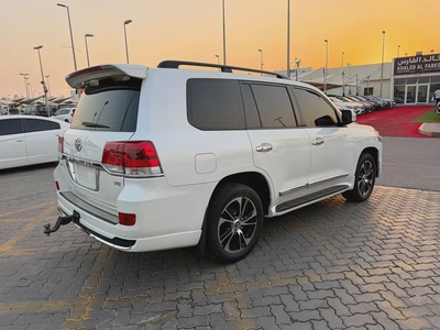تويوتا لاند كروزر 2010 VXR V8 محول الشكل الجديد 2021-5