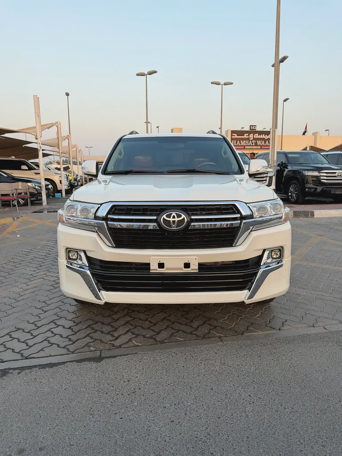 تويوتا لاند كروزر 2010 VXR V8 محول الشكل الجديد 2021-0-0