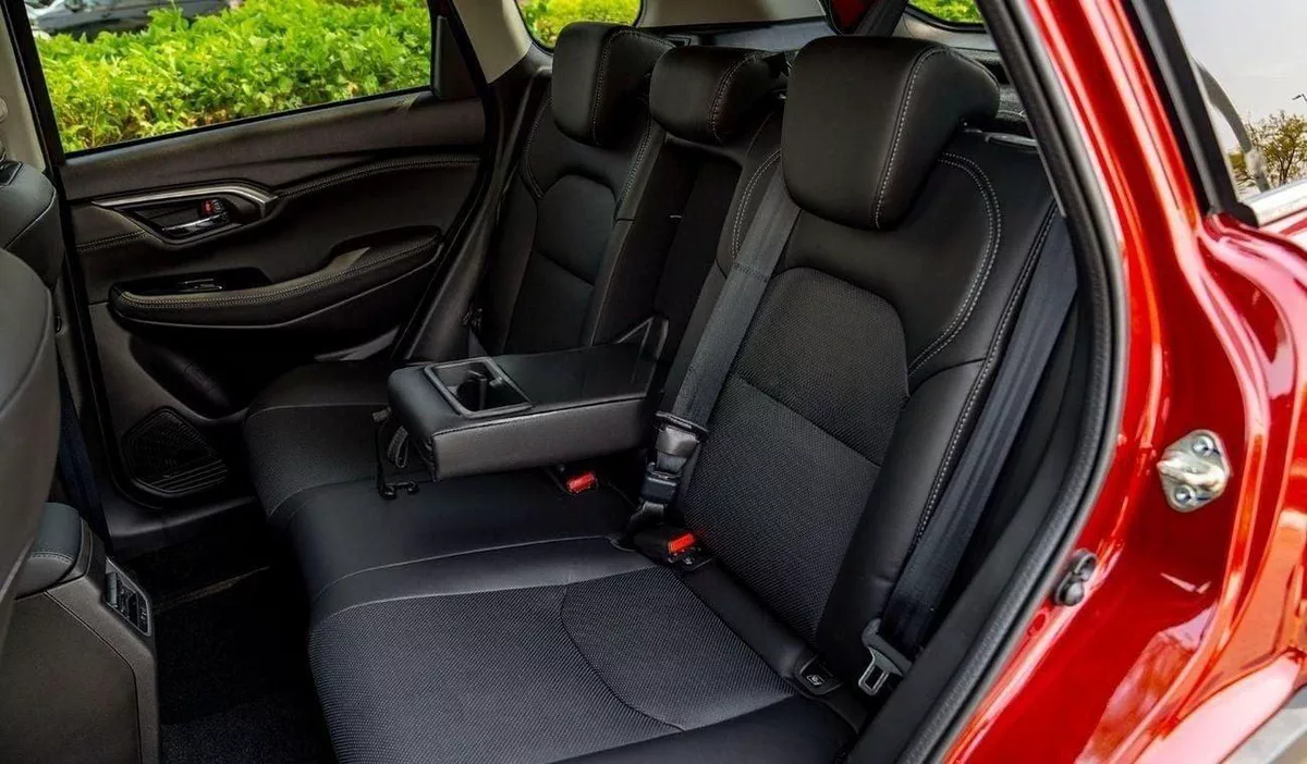 Suzuki Grand Vitara GLX 1.5P HEV AT 4X4 MY2025 – RED-15-0