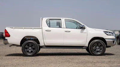 Toyota Hilux GLX AT 2.7 MID OPTION-3