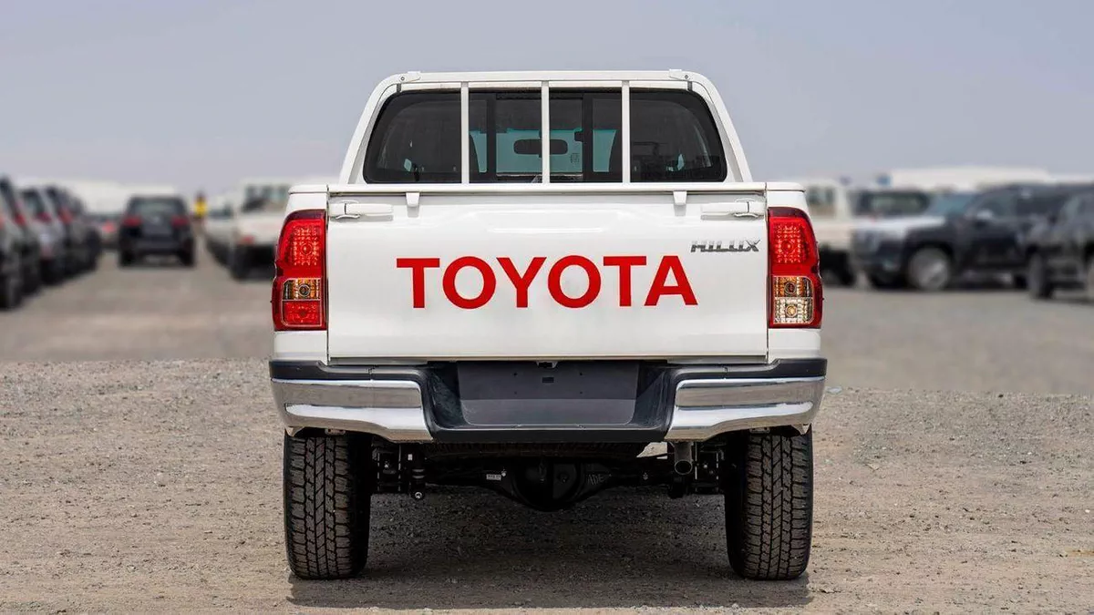 Toyota Hilux GLX AT 2.7 MID OPTION-20-0