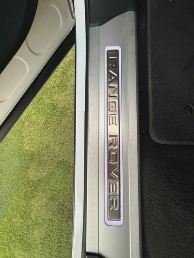 Range Rover sport HSE dynamic under warranty from(Altayer )-12