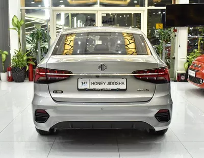 MG 5 ( 2025 Model ) in Silver Color GCC Specs-9