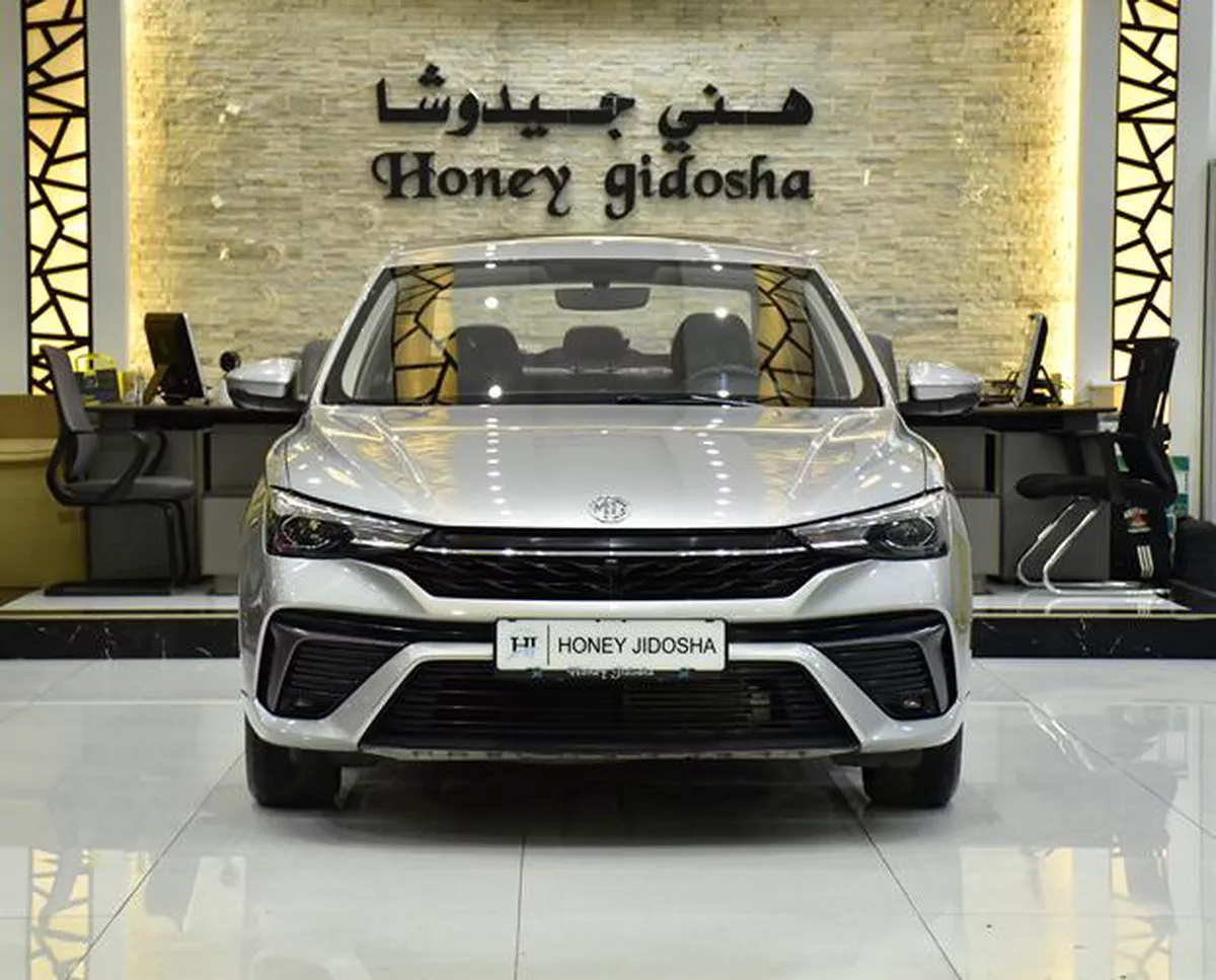 MG 5 ( 2025 Model ) in Silver Color GCC Specs-4-4