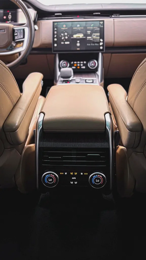 2023 | Range Rover Vogue P530 Autobiography | Low Mileage | 7Seater | Warranty one year