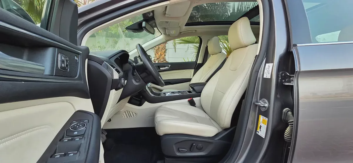 2022 Ford Edge Titanium -AWD-Excellent Condition-Under Warranty and Service Contract-9-9