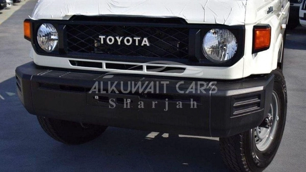 Toyota Land Cruiser 70 (NEW)Toyota Land Cruiser Hard Top 4.2L Diesel 2024 3door