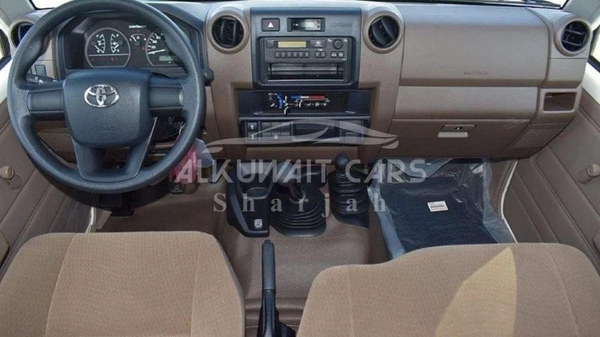 Toyota Land Cruiser 70 (NEW)Toyota Land Cruiser Hard Top 4.2L Diesel 2024 3door